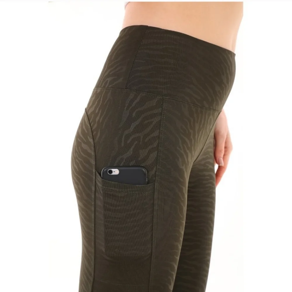 CMFSHN Workout Leggings - Picture 5 of 6